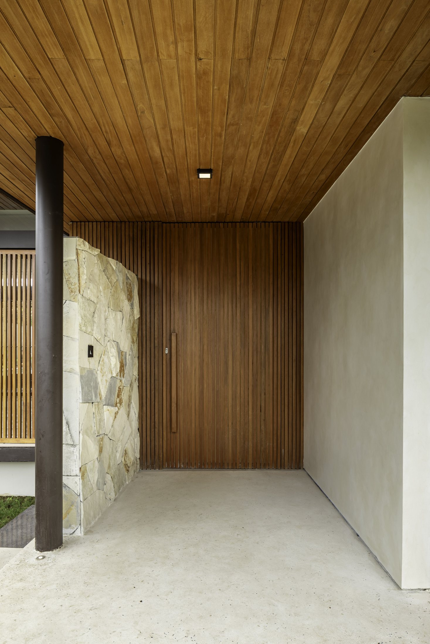 Batuan Villa portfolio image 5.