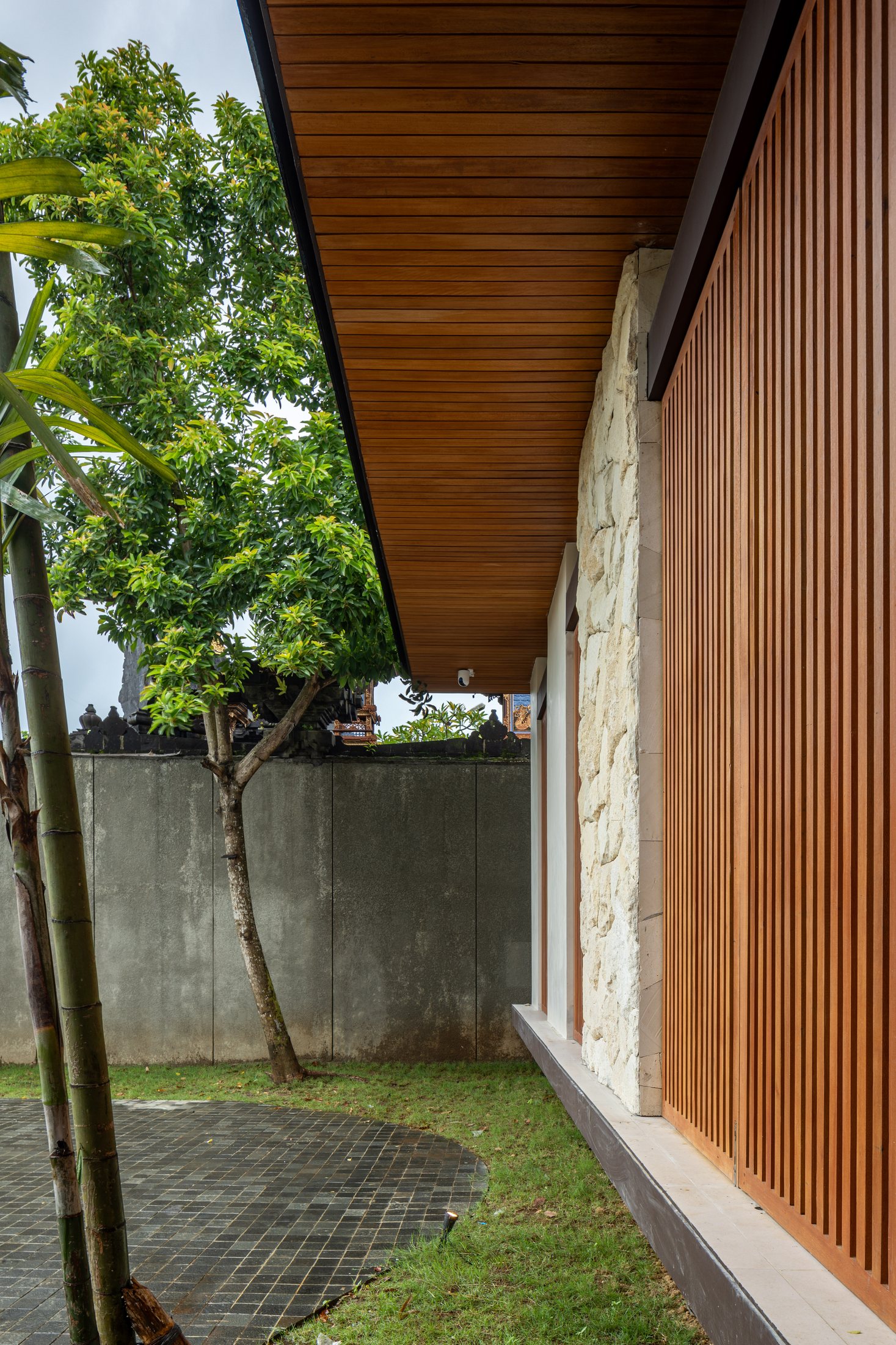 Batuan Villa portfolio image 18.